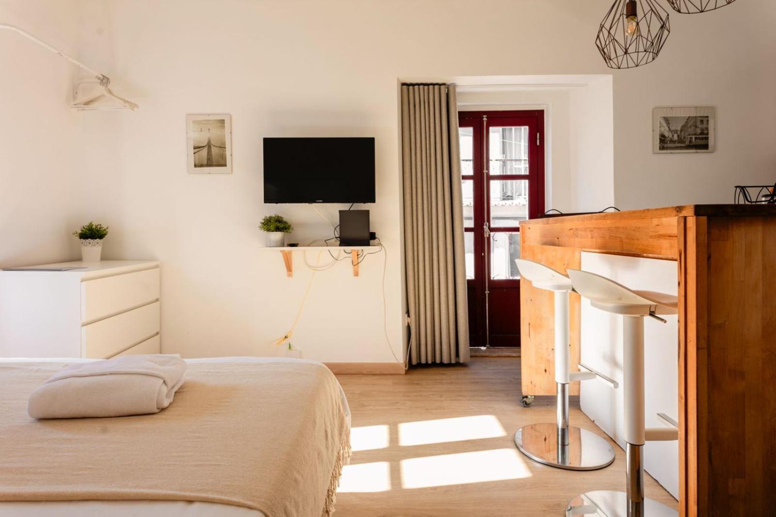 Casa Com Graca - Fully Equiped Studio In The Historical Center リスボン エクステリア 写真